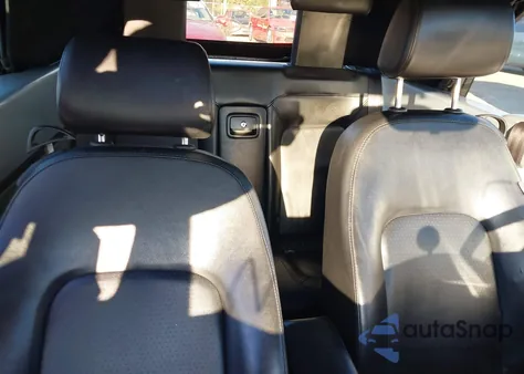 2005 Volkswagen New Beetle Gls 1.8T z USA, uszkodzony, nr VIN 3VWCD31Y15M312708